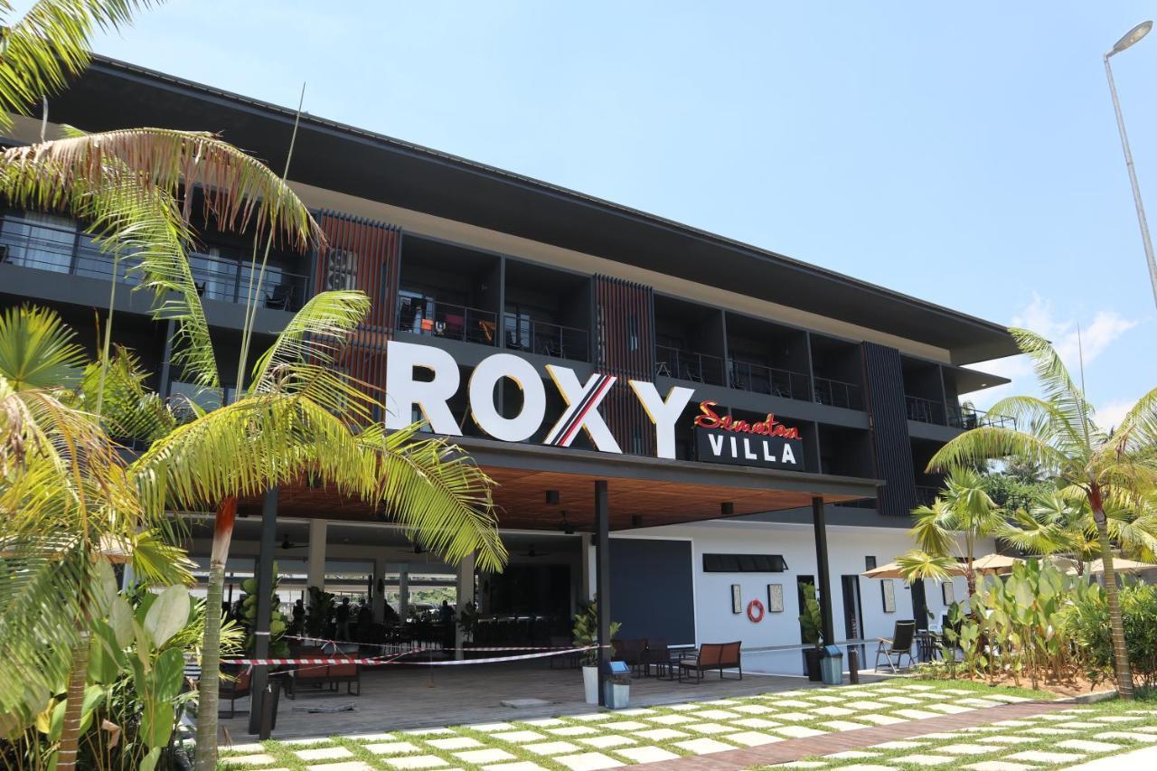 Roxy Sematan Villa & Townhouse エクステリア 写真